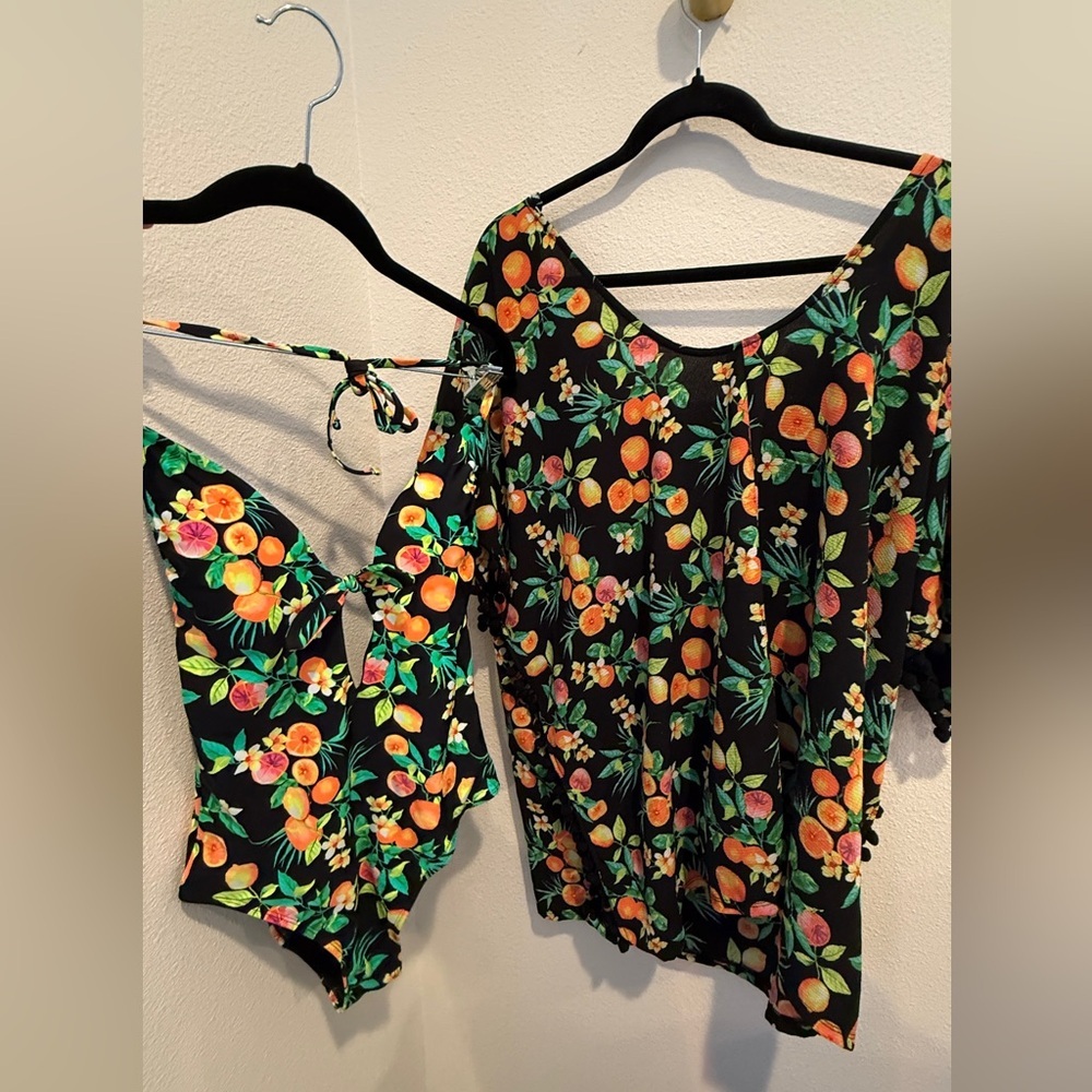 Xhilaration Citrus Floral One Piece Swimsuit M and cover up